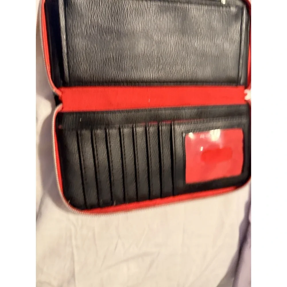 Pokémon Lounge fly Zip Up Wallet Red And Black